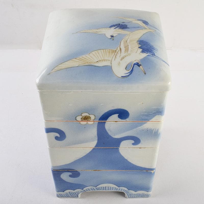 瀬戸焼　古瀬戸　染付　松竹梅文　四方四段重鉢　重箱　時代箱付　D　R9468B