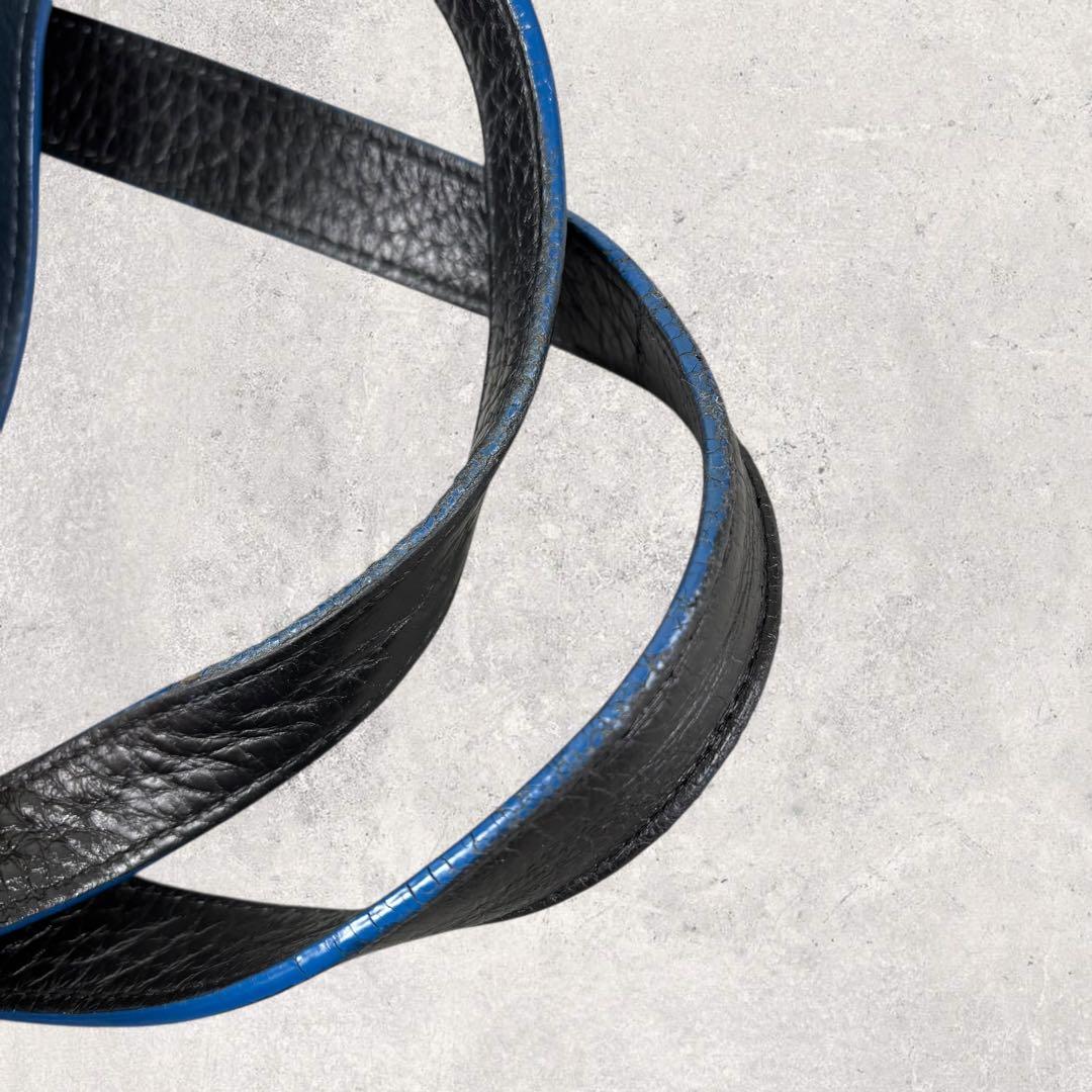 ホーネットフルラ ジョーヴェ レザー トートバッグ ハンドバッグ　黒×青