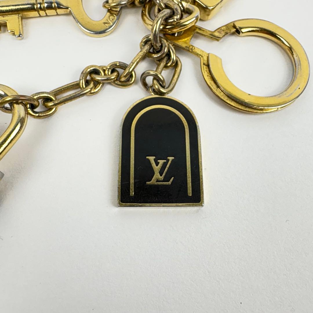 ルイヴィトン ポルトクレ カドゥナ キーホルダー バッグチャーム M60075