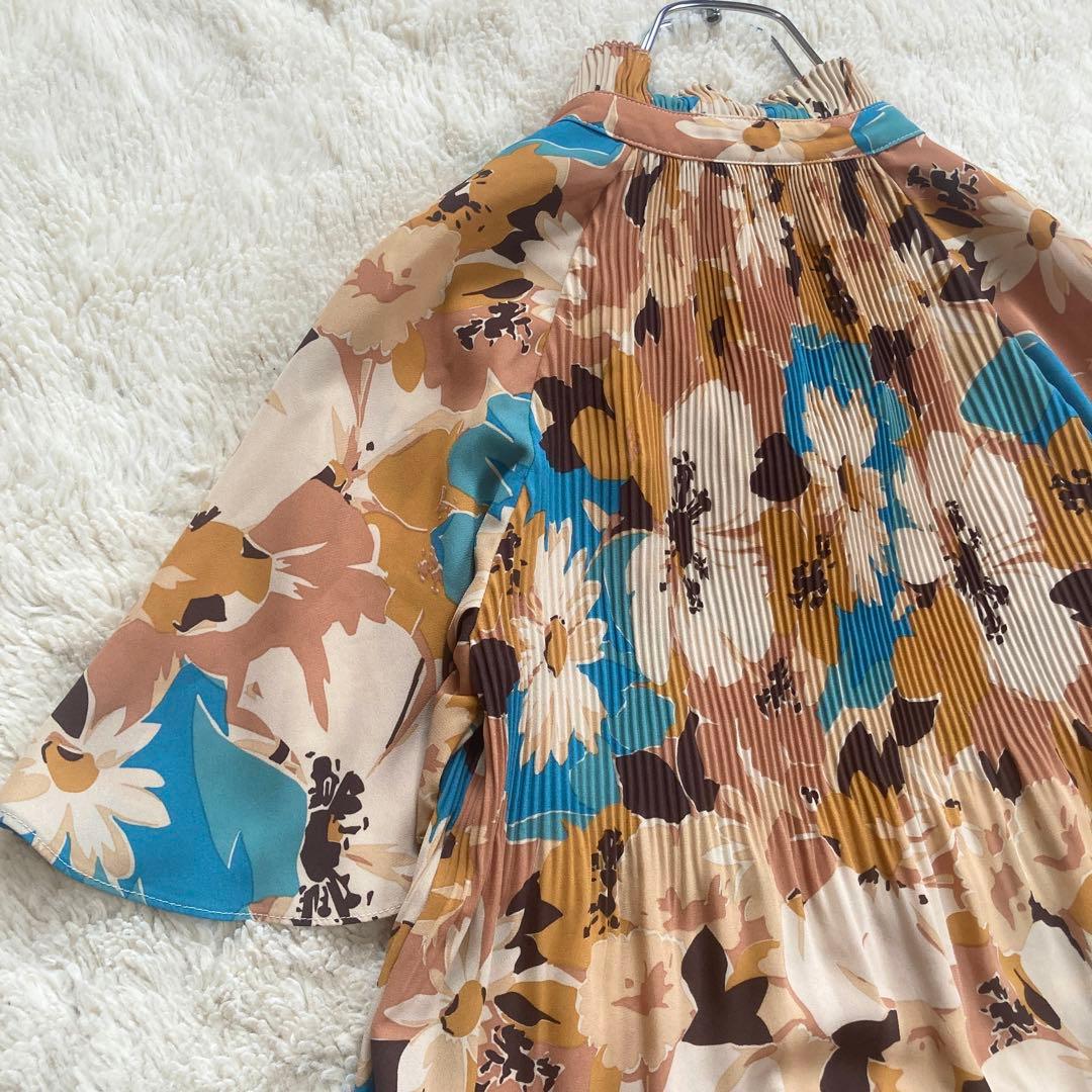 未使用級・24SS✨ローレンラルフローレン　ボウタイプリーツブラウス　花柄　S位