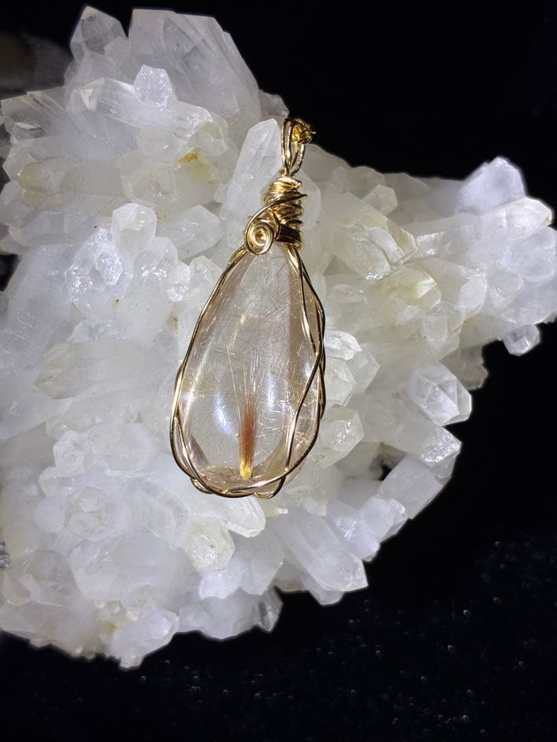 オレンジルチルクォーツ　ルチルクォーツ　ネックレス