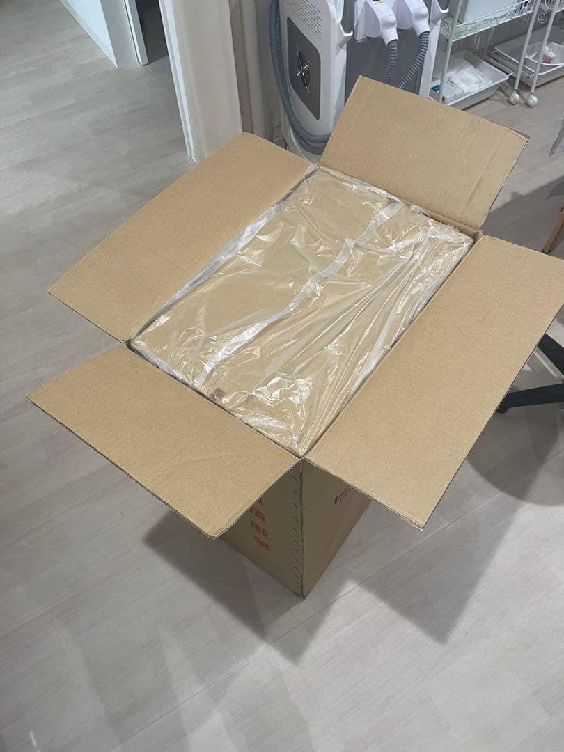 ウトワ　美容室用カート