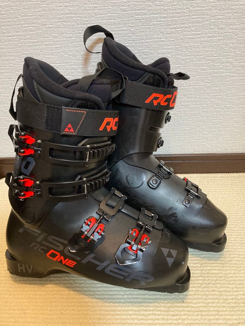 FISCHER RC ONE 90 27㎝-27.5㎝