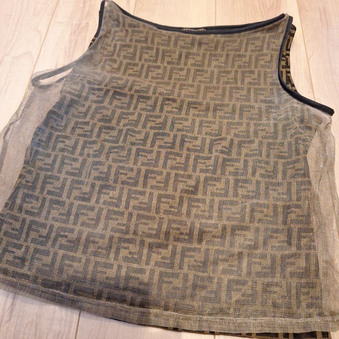 FENDI　フェンディ　メッシュタンクトップ　ノースリーブ　ズッカ柄　イタリア