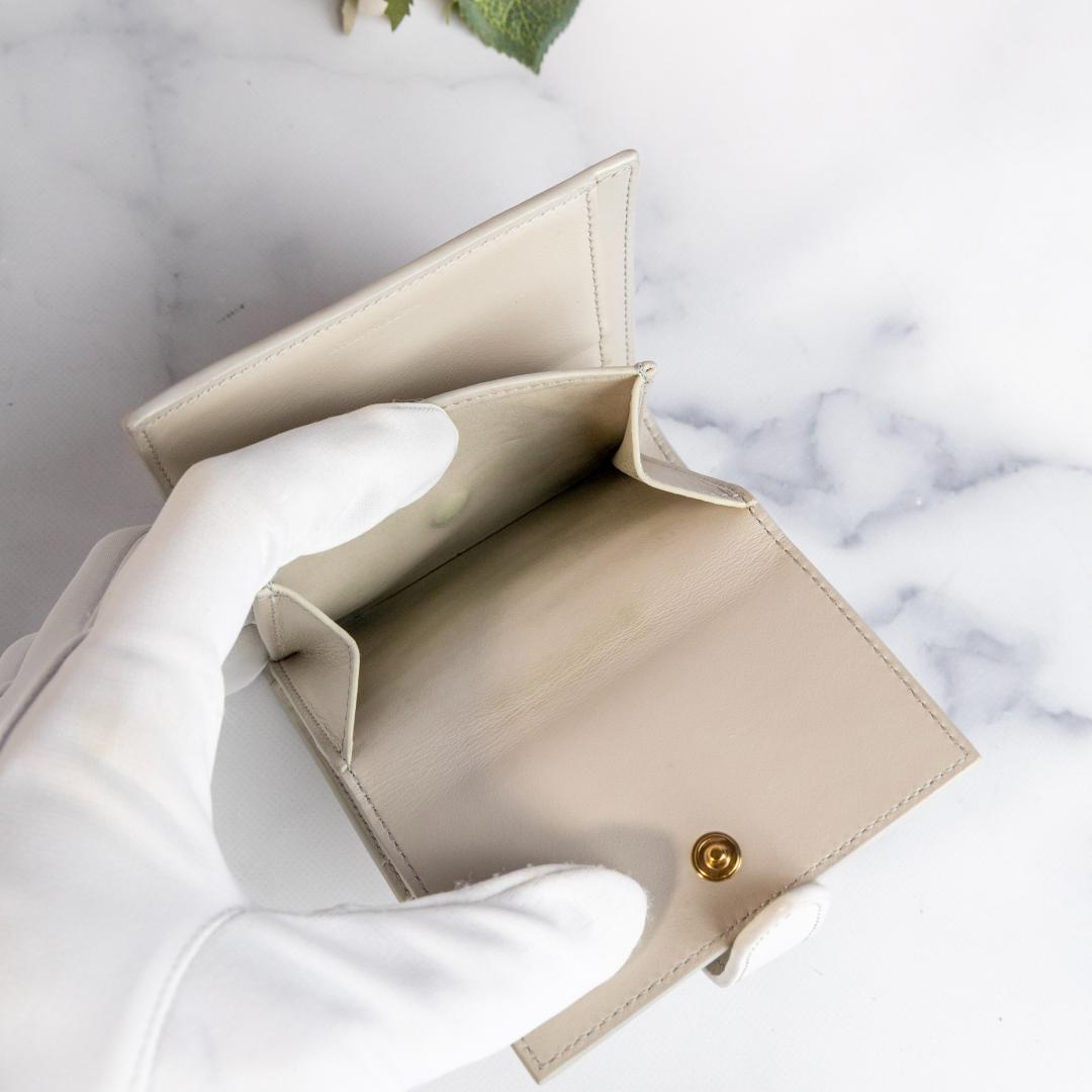 ちいかわ  CELINE スモール ストラップウォレット