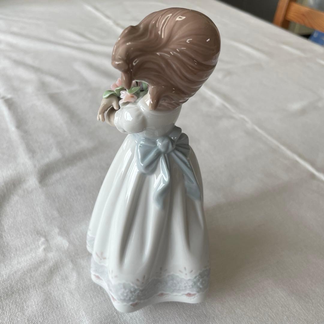 LLADRO Utopia さわやかな風 陶器