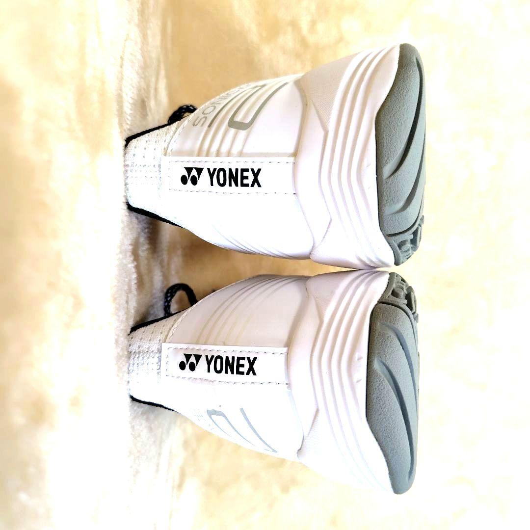 新品未使用 ヨネックス テニスシューズ パワークッション ソニケージ2 25.5