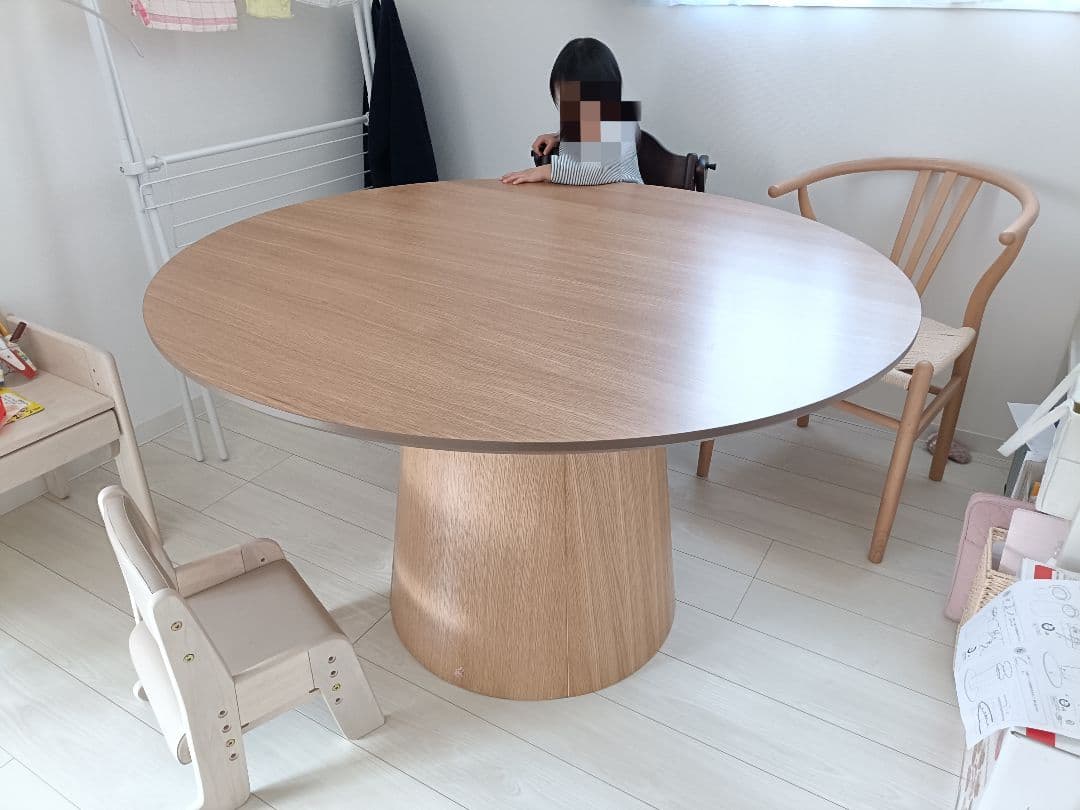 木製 円形 ダイニングテーブル 大きめ
