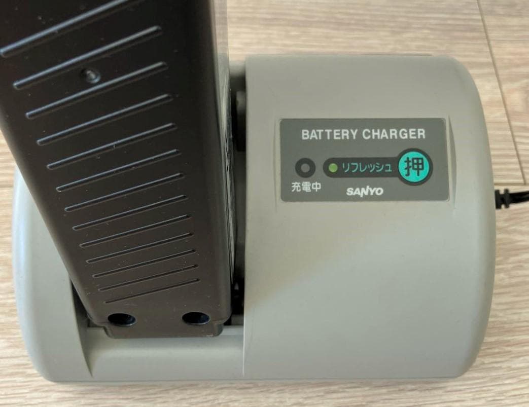 ★SANYO 電動ハイブリッド自転車充電器 CY-PAA4　純正バッテリー付