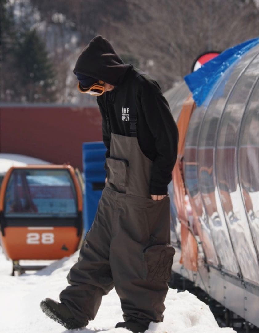 YU-YU　mahf ビブパンツ Lサイズ ダークグレー