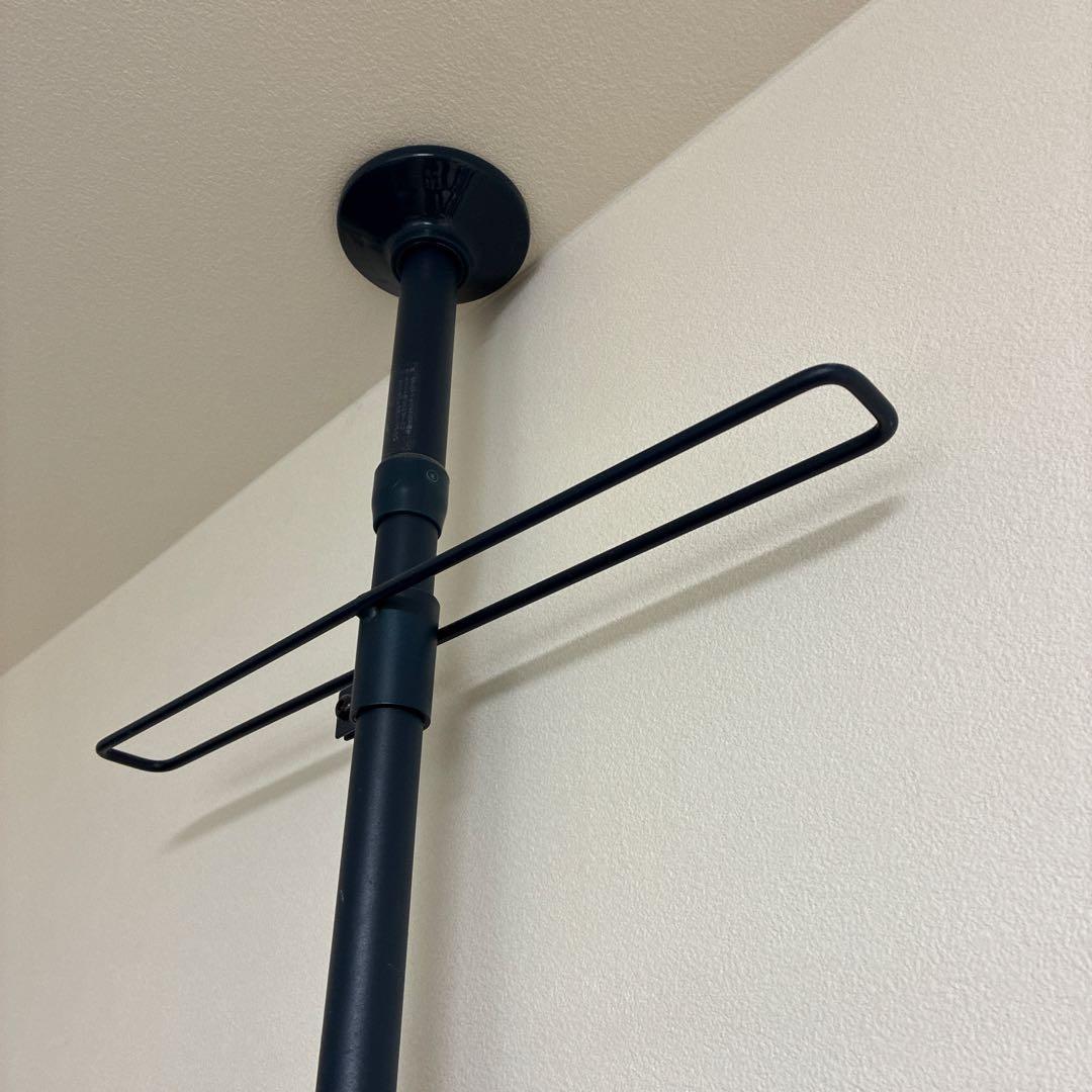 スニーカーディスプレイポール　突っ張りスニーカーラック　中古2セットまとめ売り！