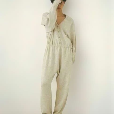 ⑫ETRE　エトレトウキョウ　Vネックニットオールインワン　つなぎ　長袖ズボン