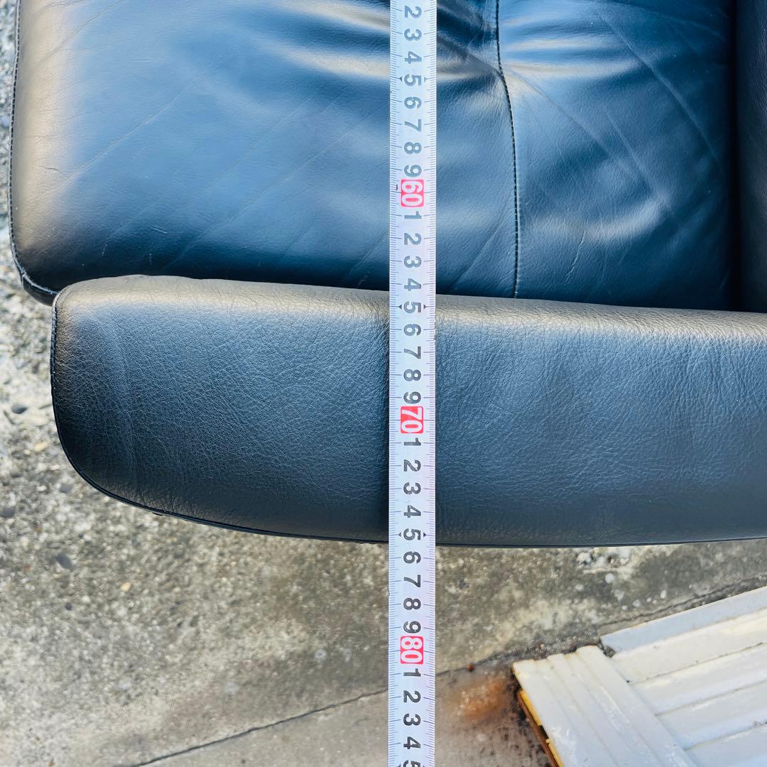 エコーネスEKORNESリクライニングチェアとオットマン　2点セット