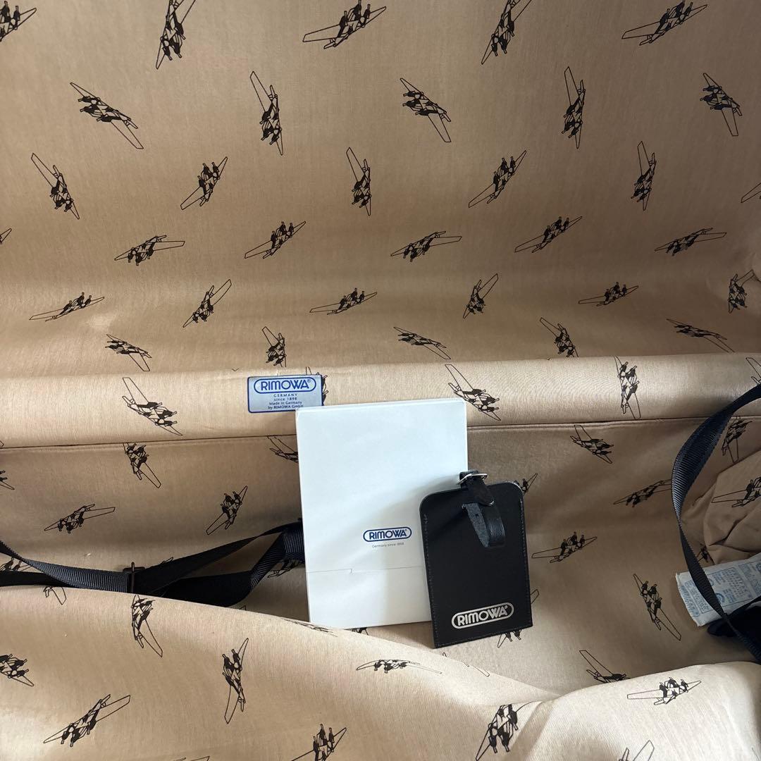 RIMOWA Flight Classicスーツケース 104L