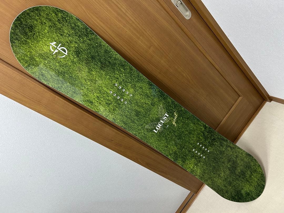 【期間限定値下げ！】crooja locust 148センチ　新品！！