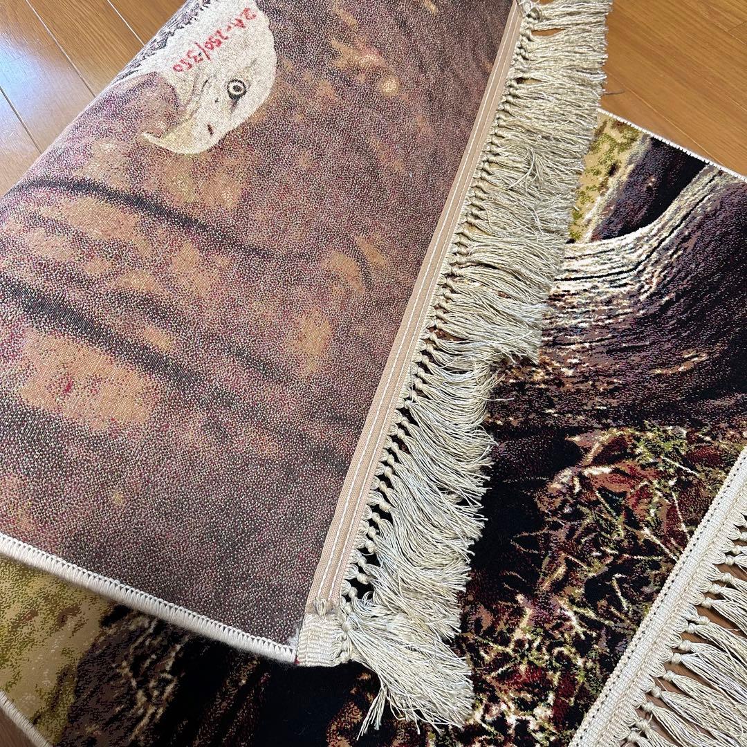 【新品未使用】絵画風絨毯　絨毯　鷲　イーグル　猛禽類　ペルシャ産　ペルシャ