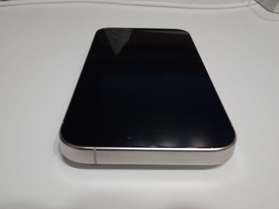 iPhone15 Pro 128GB ホワイトチタニウム【国内版 SIMフリー】