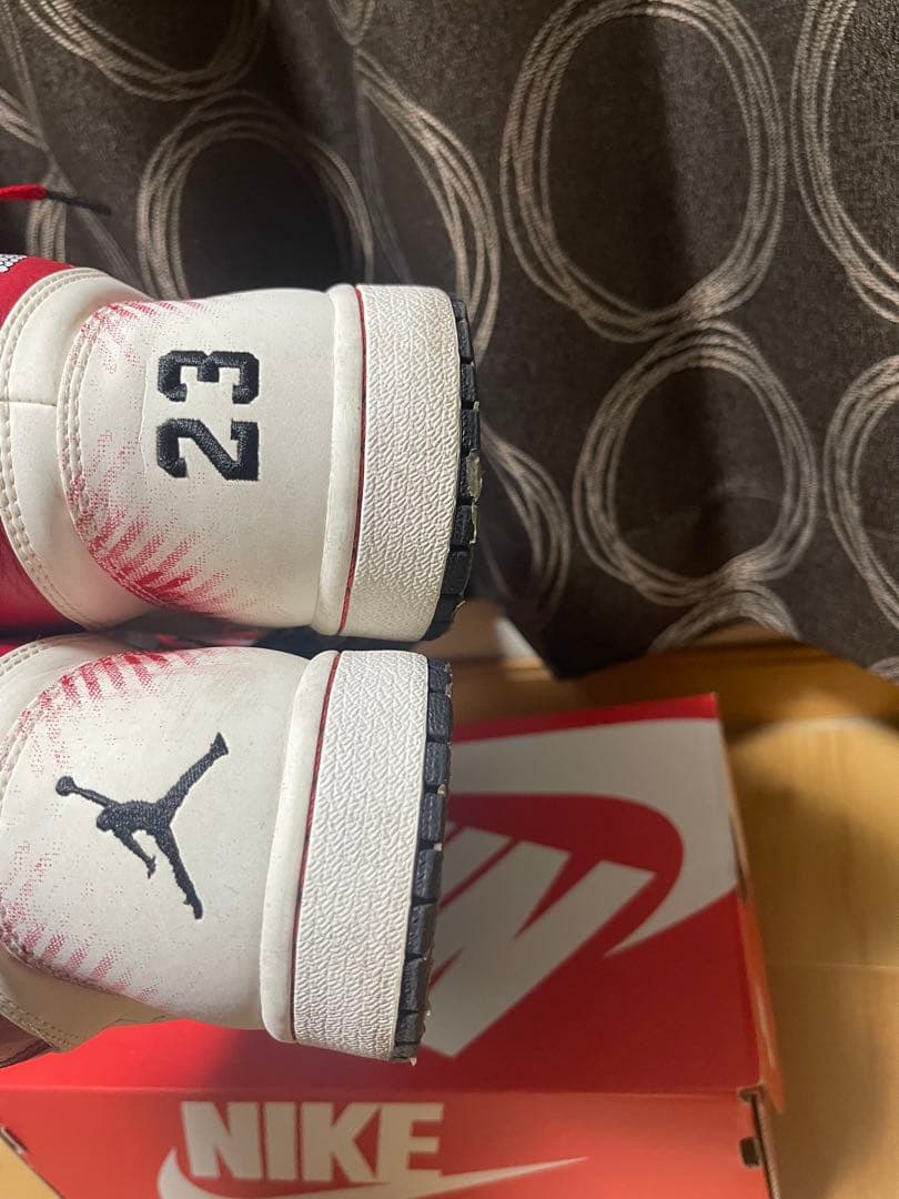 靴 Nike Air Jordan 1 Retro High Dave White