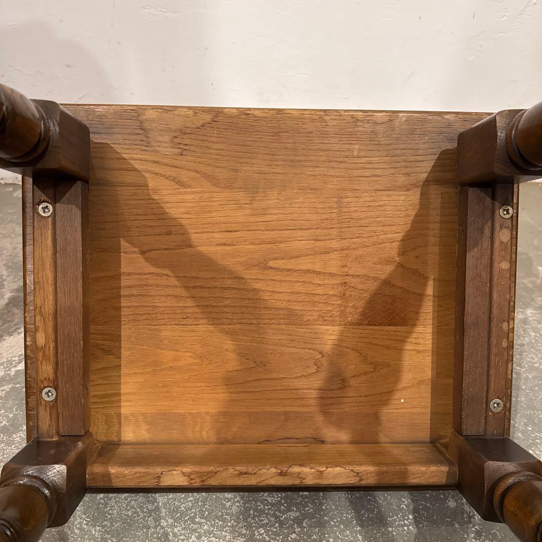 ※キズあり　ヴィンテージ　木製サイドテーブル　中