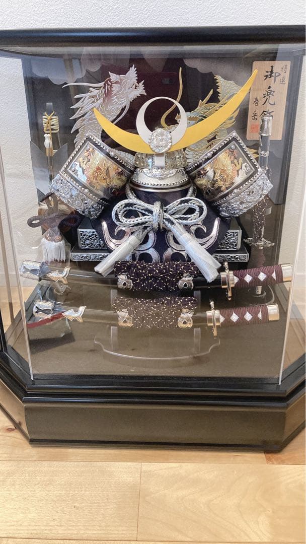 【オルゴール付】美品　五月人形 ケース付き 伝統的デザイン