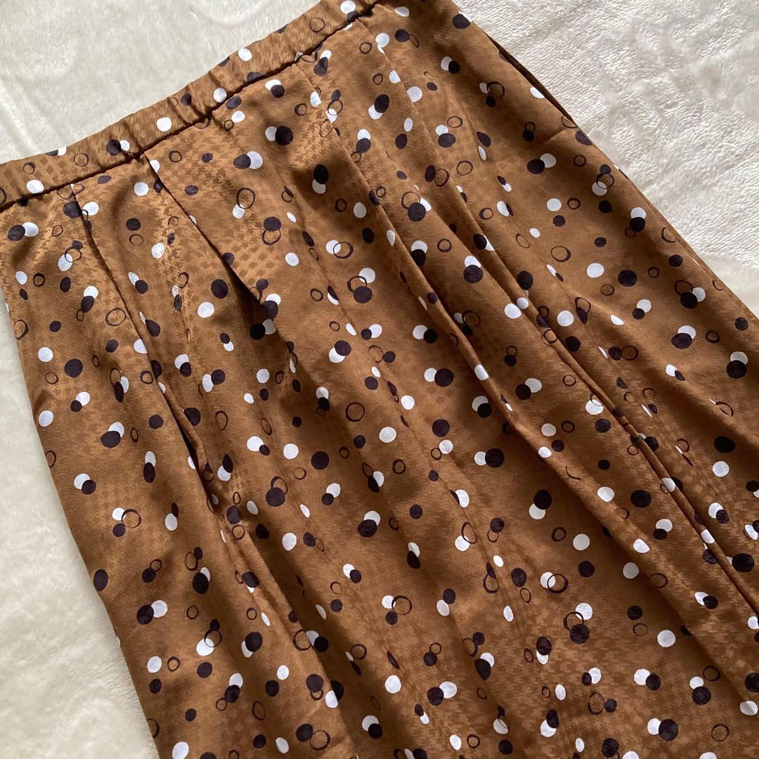 【新品】自由区 大きいサイズ 46 ドットプリントロングスカート 2023AW