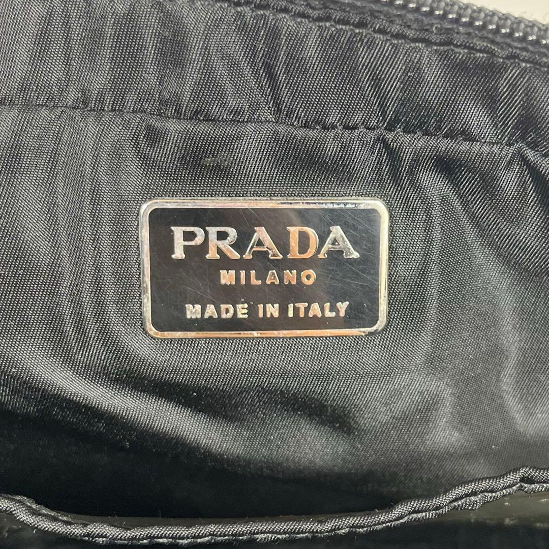 ✨美品✨PRADA　ポーチ　バッグ　三角ロゴ　ナイロン　ブラック