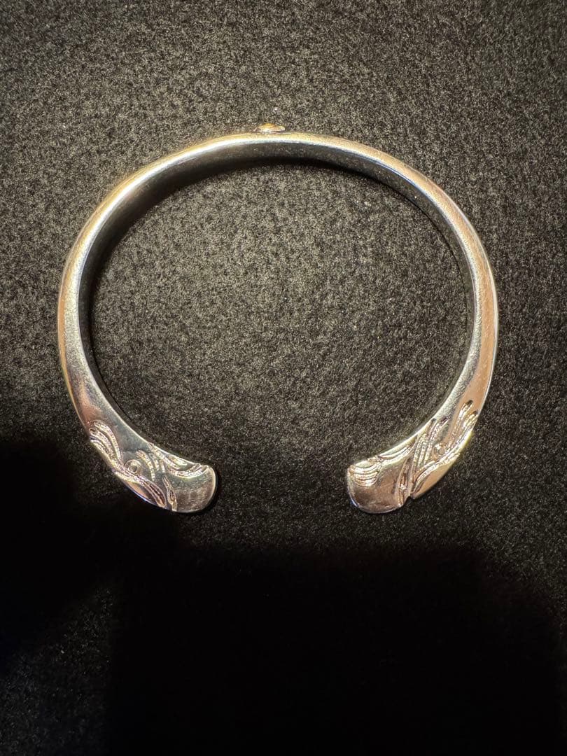 顔ブレス バングル メタル付き