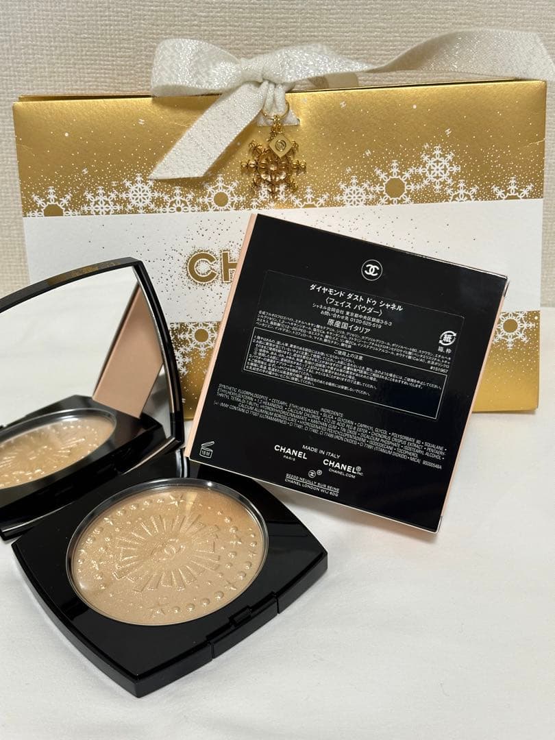 CHANEL DIAMOND DUST ハイライトパウダー 限定版