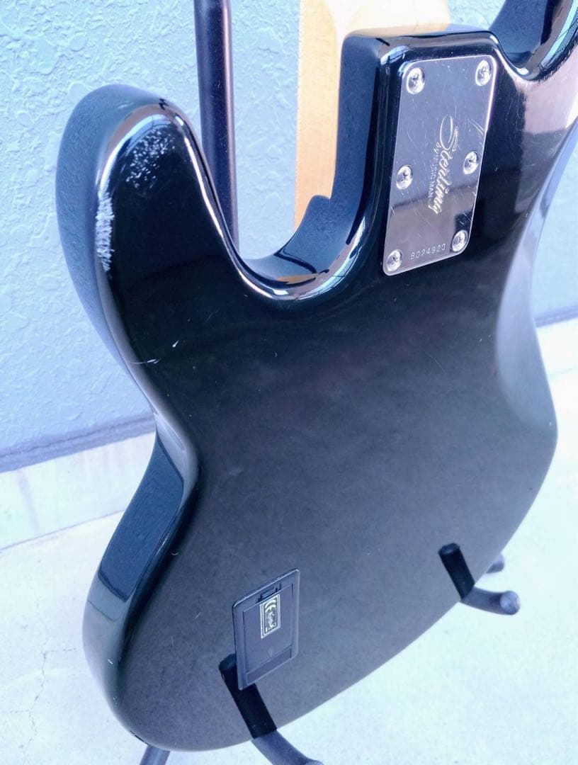 ベース Sterling by musicman SUB Ray4
