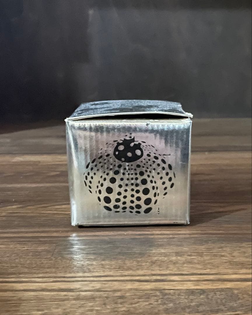 廃盤・草間彌生 かぼちゃ　パンプキン ペーパーウェイト