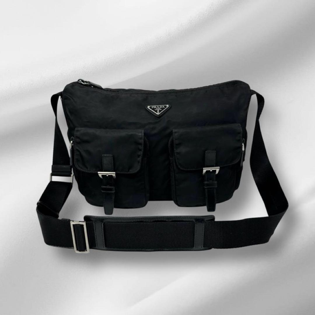 【美品】 PRADA プラダ ショルダーバッグ メッセンジャー　ナイロン e34