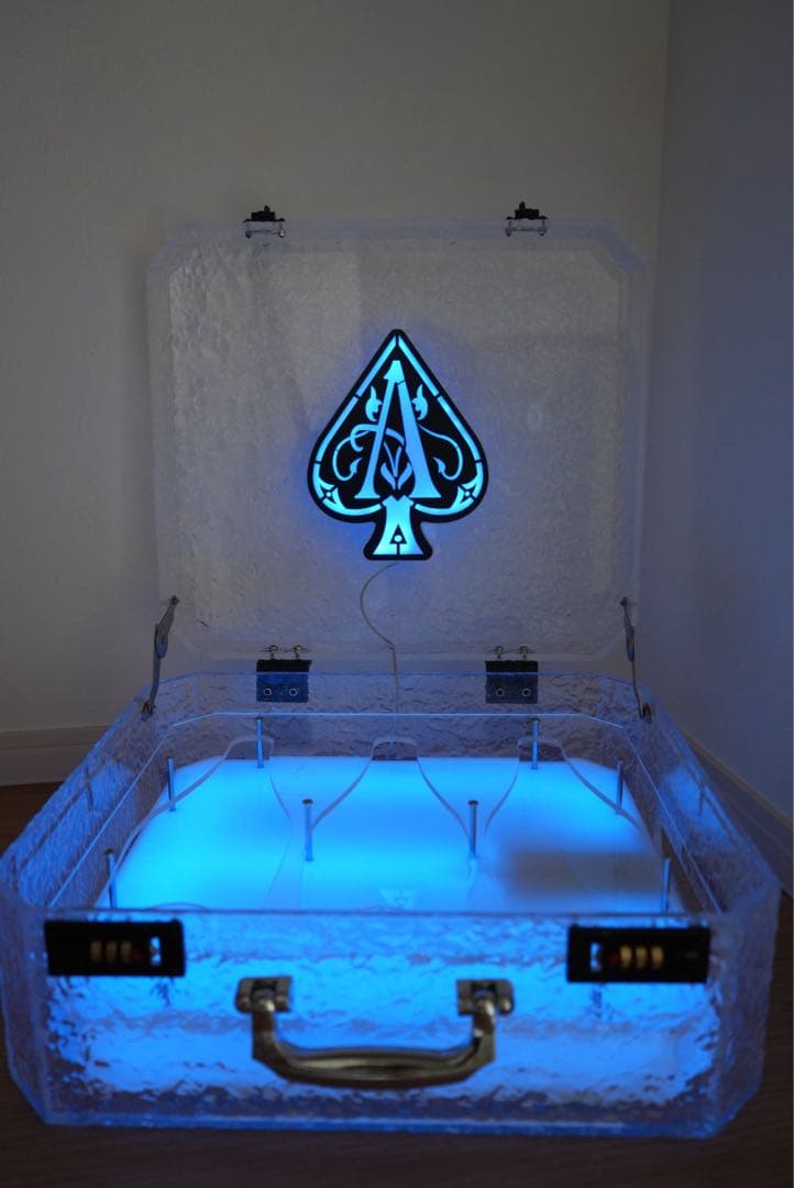 新品 シャンパン ケース LED アルマンド アタッシュケース