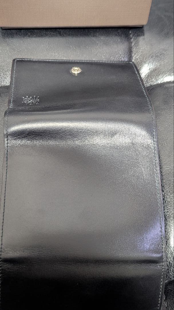 ココマイスター　 カヴァレオカンガ　三つ折り財布 ブラック