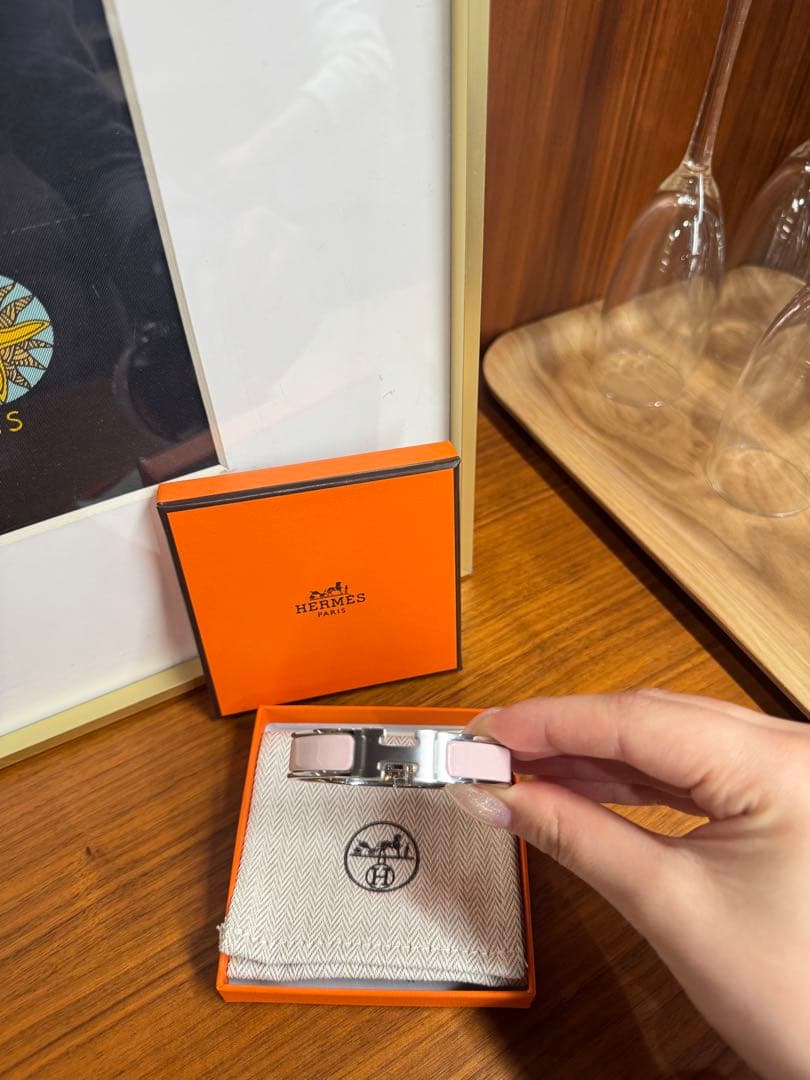 HERMES ピンク レザーブレスレット