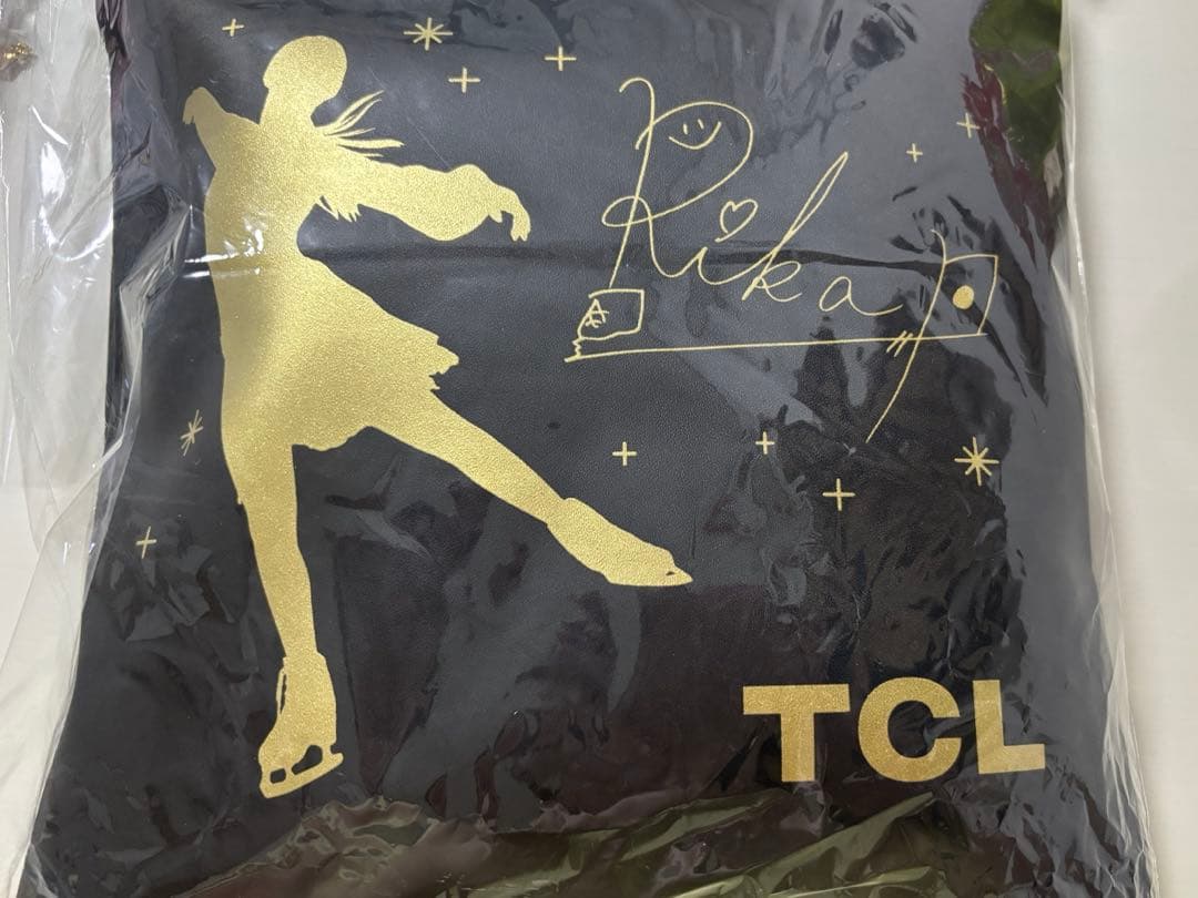 限定再値下げ非売品　紀平梨花選手　サイン入りクッションブランケット