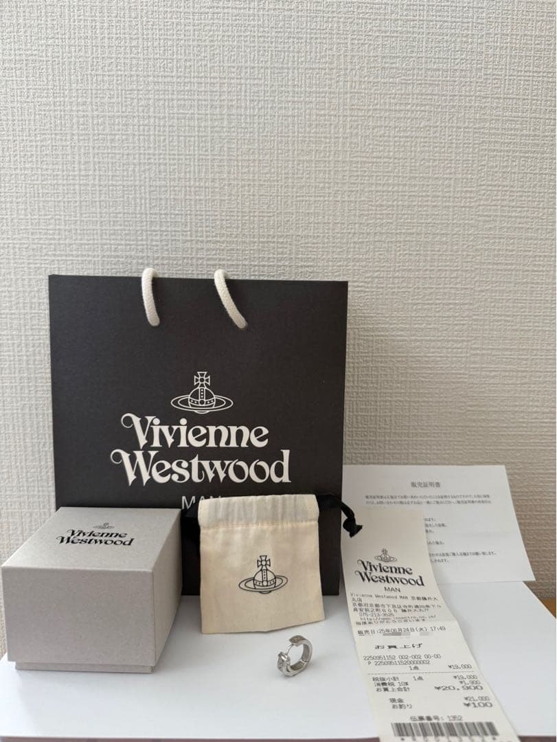 ヴィヴィアン・ウエストウッド　MAN BOBBY シングルフープピアス