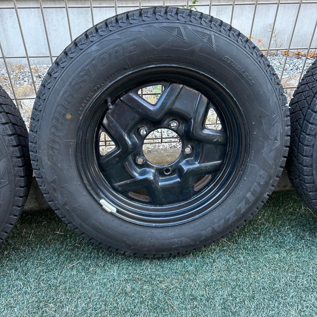 ブラック175/80R16・ジムニー用スタッドレスタイヤ4本セット・ブリヂストン