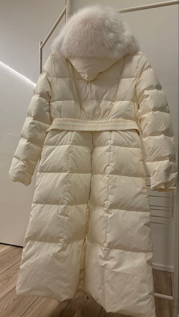 新作！SNIDEL(スナイデル)スタイルアップ ロングダウンコート　ホワイト