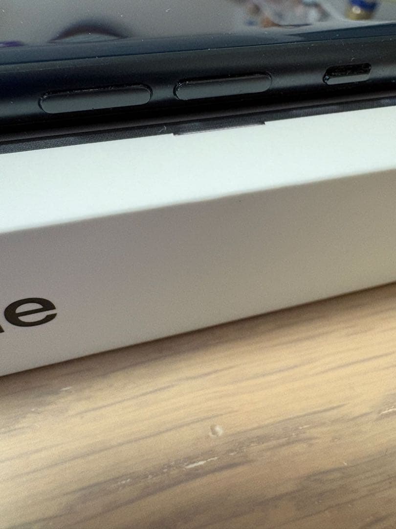 iPhone SE3 ミッドナイト SIMフリー iPhoneSE3 Apple