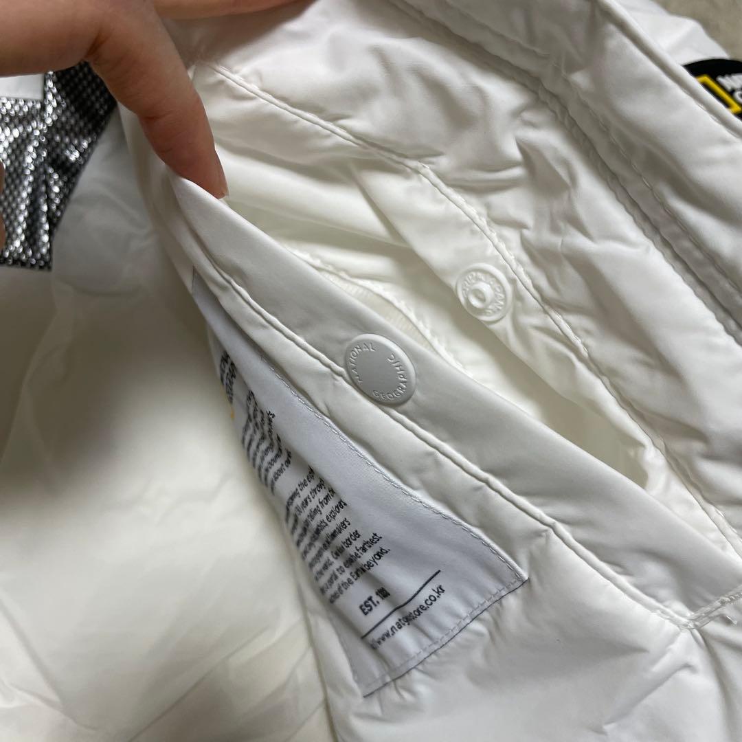 【新品】NATIONAL GEOGRAPHIC ホワイト ダウンジャケット