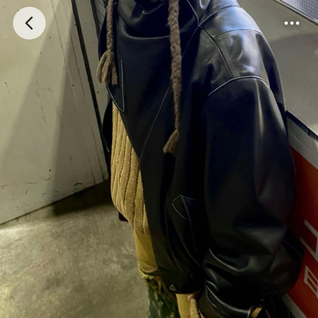 vejas レザー　スカーフ付き　ジャケット