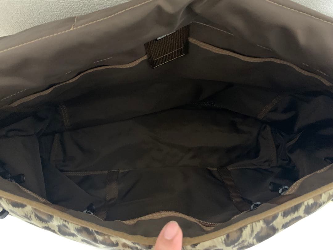 【KNT1005's SHOP】【新品】ヘッドポーターメッセンジャーバッグ