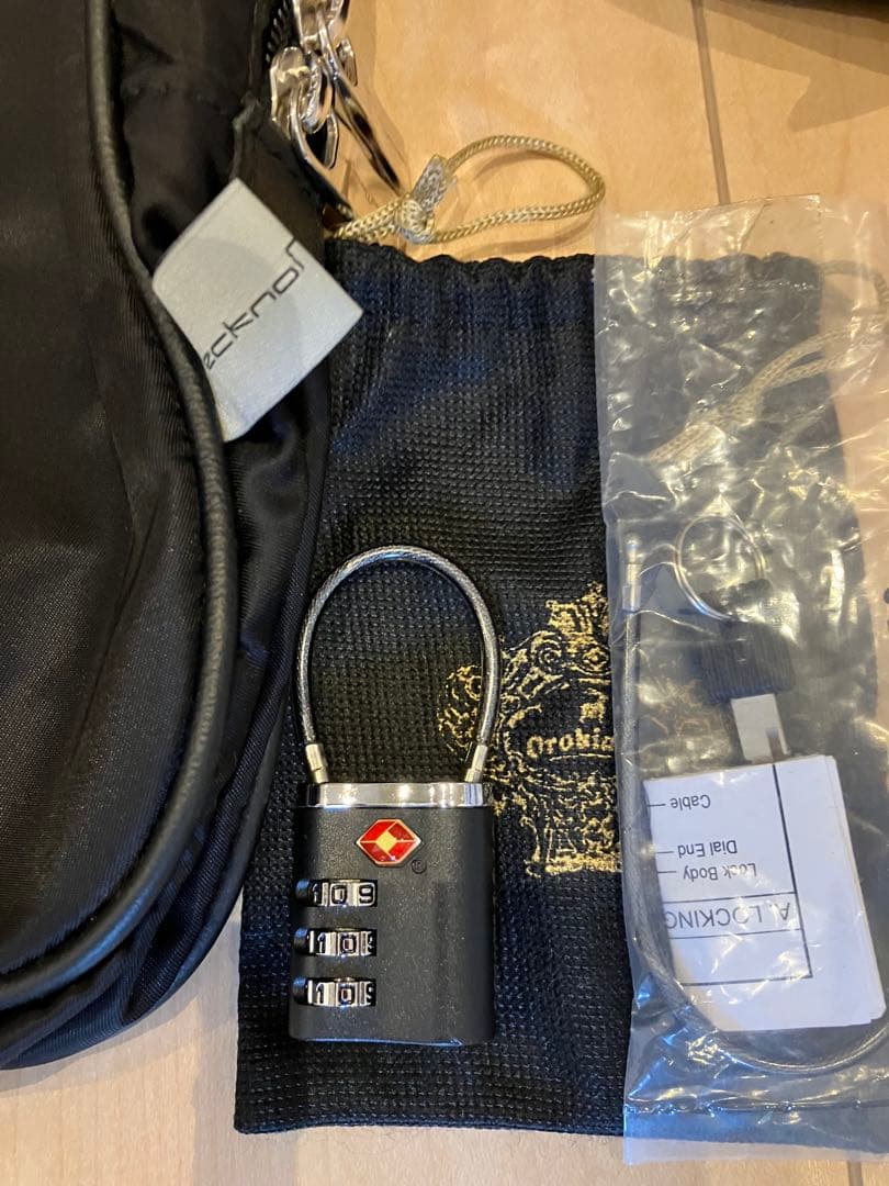 オロビアンコ テクノモンスター OROBIANCO TECKNOMONSTER