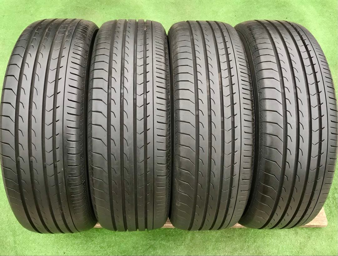 195/65 R15 YOKOHAMA BluEarth RV03ラジアルタイヤ