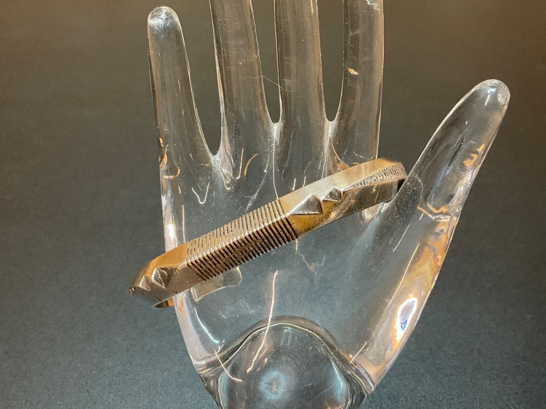 ノーバート ペシュラカイ ナバホ SOLID TRIANGLE バングル