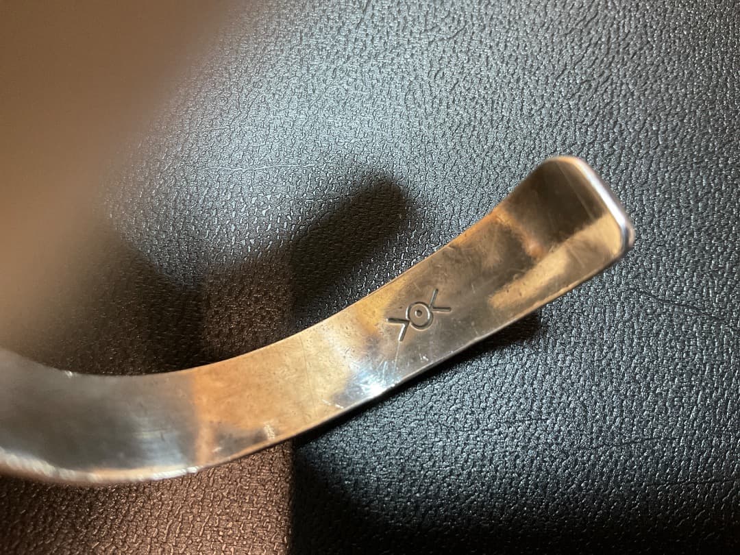 ノーバート ペシュラカイ ナバホ SOLID TRIANGLE バングル