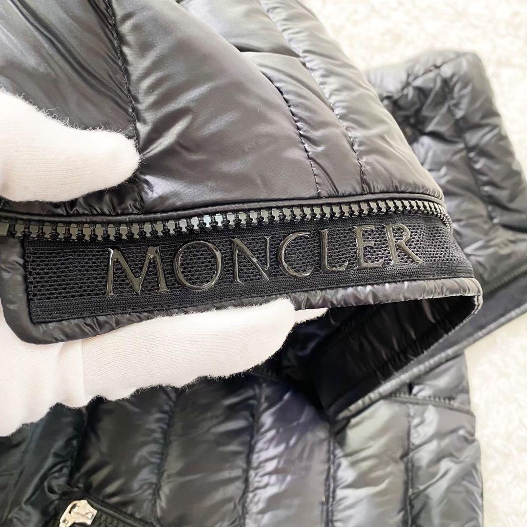 美品　モンクレール　Glygos Gilet 黒 ダウンベスト ジレ　0