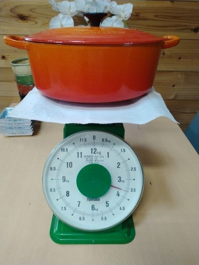 Le Creuset オレンジ オーバル鍋 25Cm