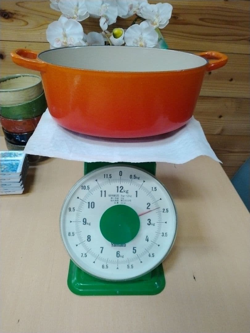 Le Creuset オレンジ オーバル鍋 25Cm