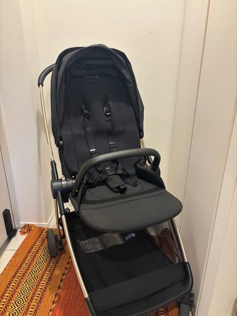 NUNA ixxa ベビーカー リベテッドローズ【廃盤】
